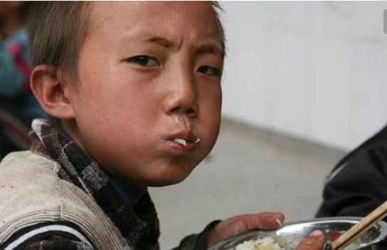 穷人家孩子都爱吃这两碗饭,养出不孝子却不知道,网友:赞同!