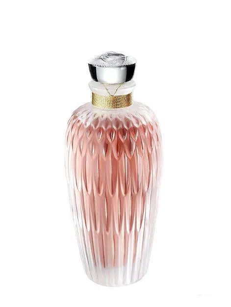 堪比珠宝的香水瓶,不香吗?