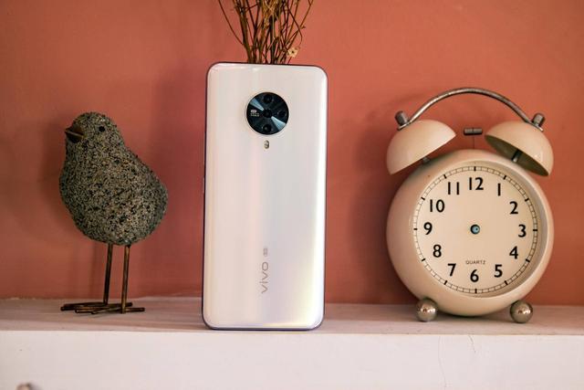 好看的面孔总是千篇一律vivos6让你美的万里挑一