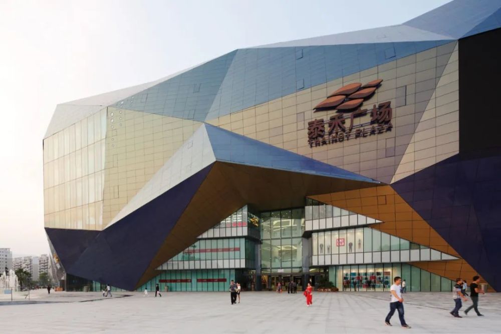 购物中心凭高颜值"先声夺人",不逛都不行!