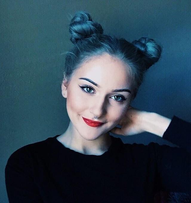 深蓝色羊角髻10.多层次染发的短波浪发,染发剂至少用了5种9.