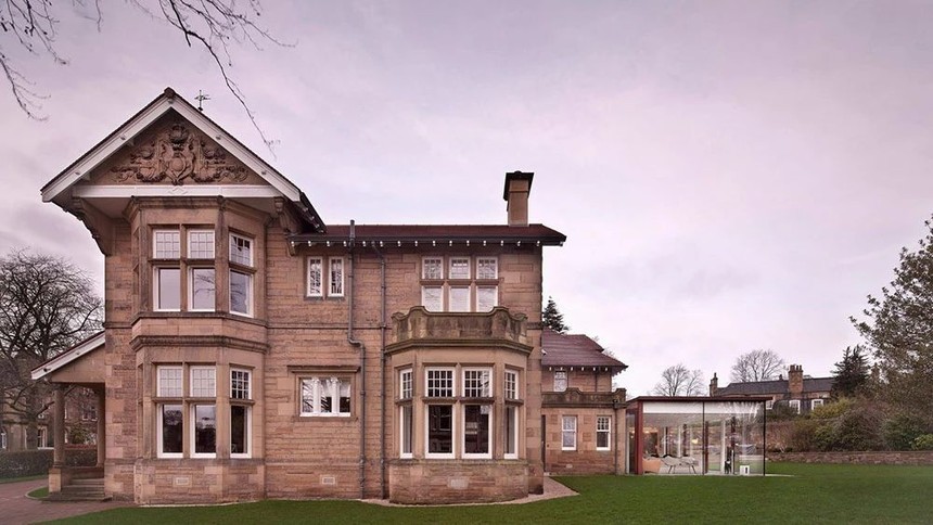 玻璃和石头完美结合,爱丁堡别墅