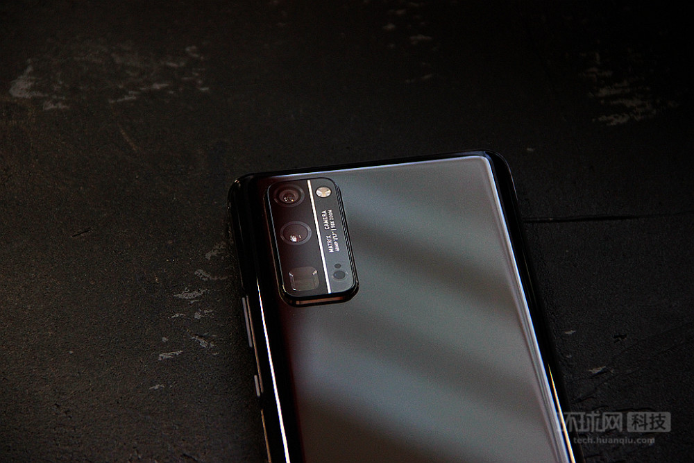 荣耀30 pro幻夜黑配色图赏