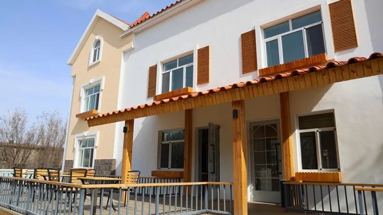 出游住宿更舒心!评星定级让布尔津民宿在"阳光下"运营