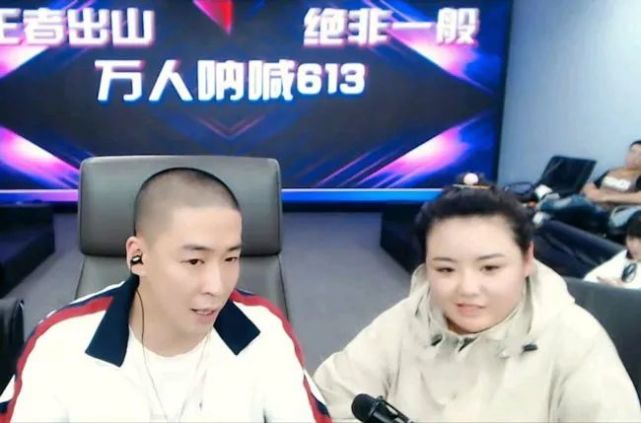 yy小纯就算再丑再胖也总比文儿强吧本人回应都是粉丝说的