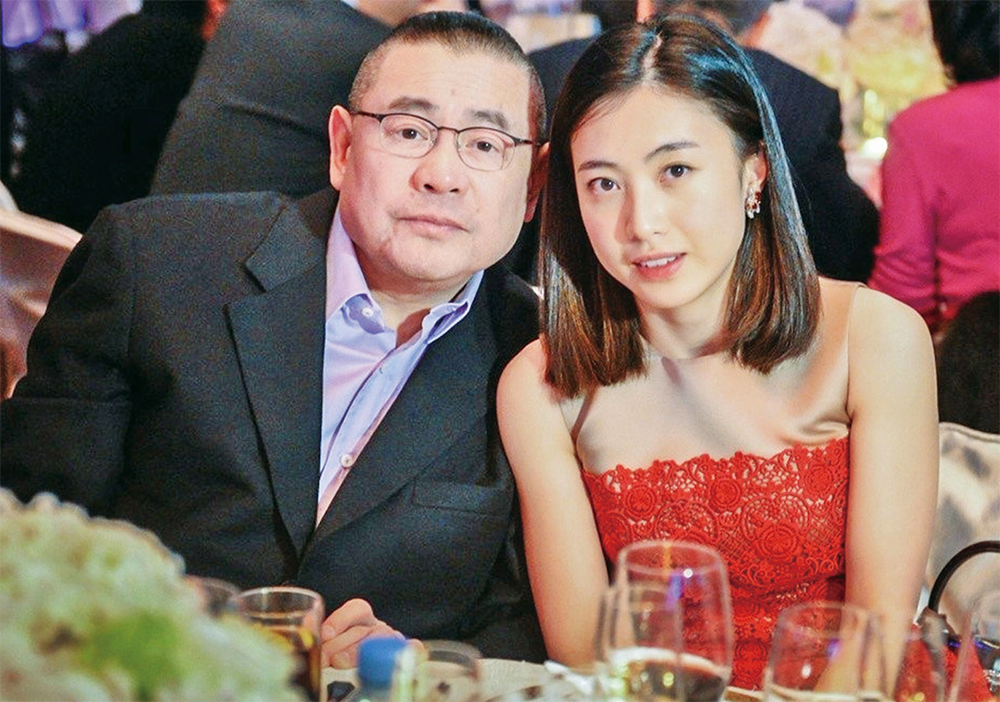 刘銮雄7个孩子吕丽君所生子女未获分身家但最惨的是37岁的她