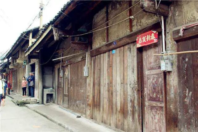 雪夜彭城：板门屋里的喷嚏_腾讯新闻