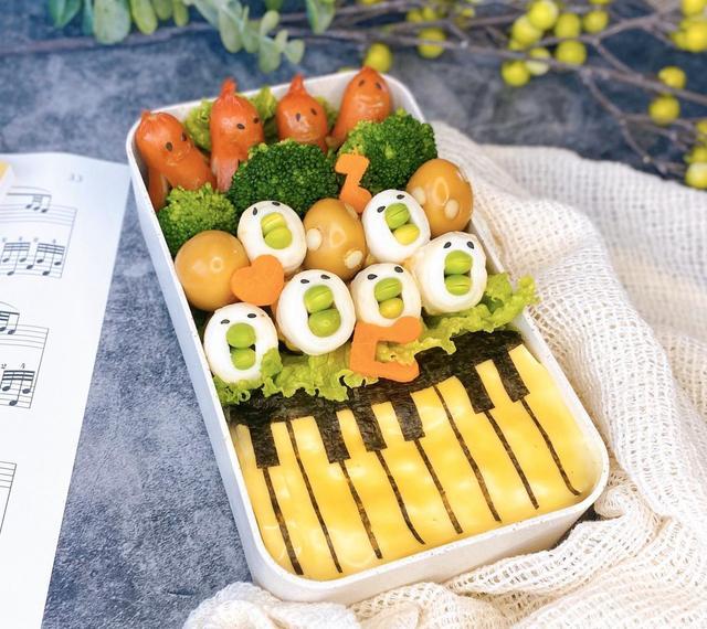 可爱的儿童便当萌趣十足让宝贝每天吃饭都开心