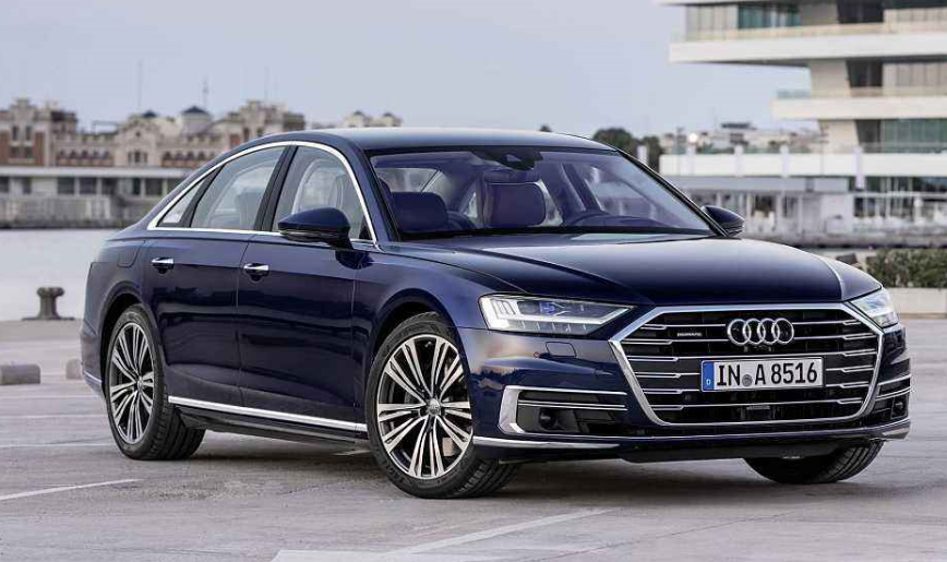 奔驰新s级亮相,起步3.0t六缸引擎,预售85万起还买啥奥迪a8l!