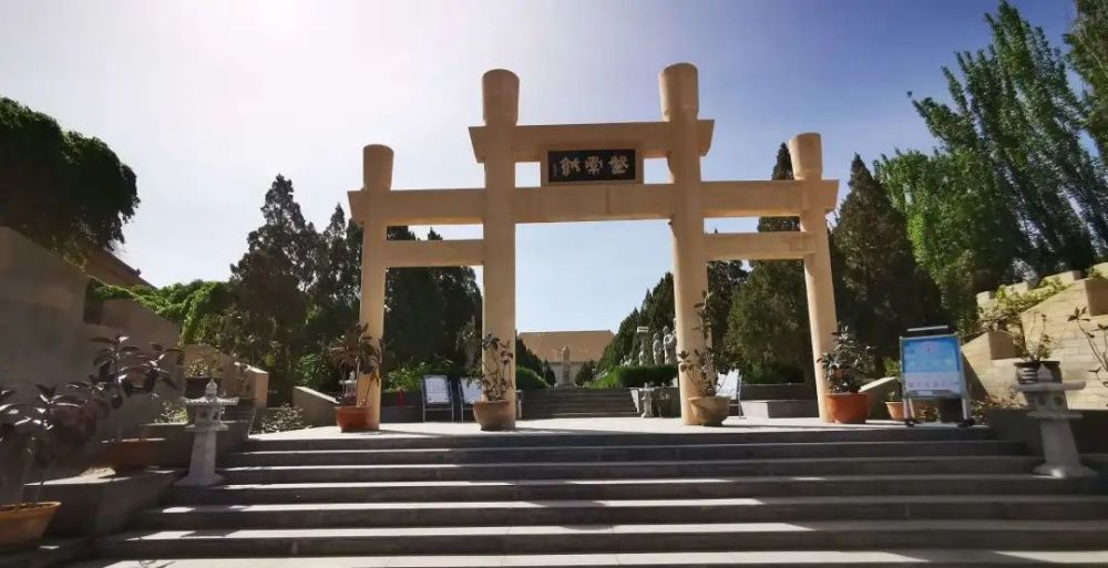 屹立全城最高点的耿恭祠,才是名副其实的喀什老城之魂!