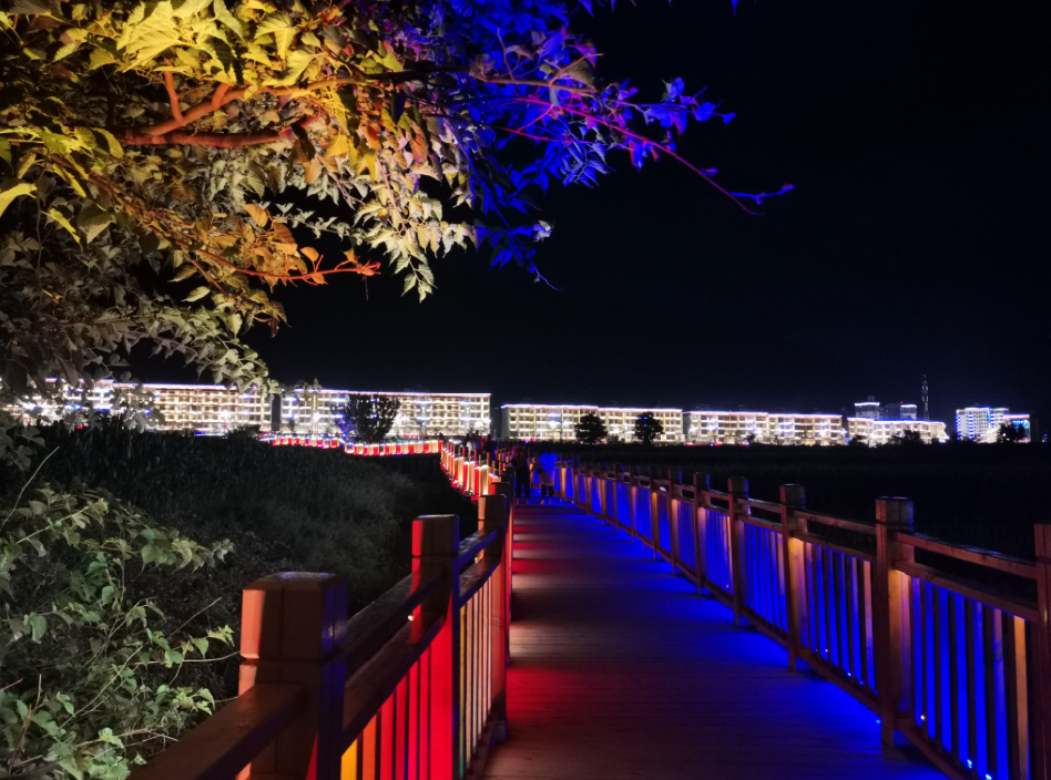 全州最美县城出炉,为什么是巴塘?