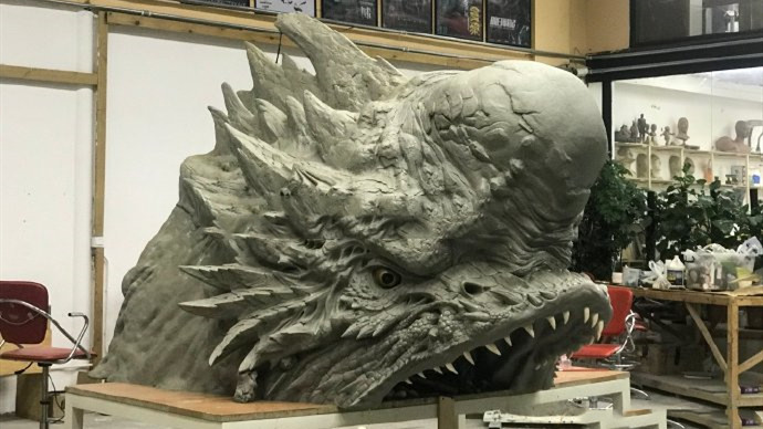 龙岭迷窟幕后制作图铁头龙王良心道具头看着就铁