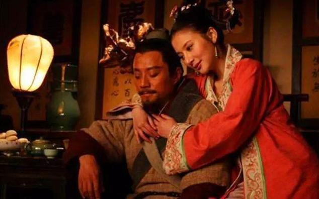 这五点西门大官人都有,所以潘金莲自然是易如反掌.