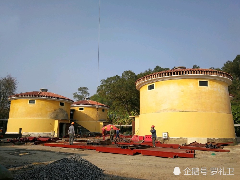 今天特意来看看独特圆柱形设计的龙归粮仓