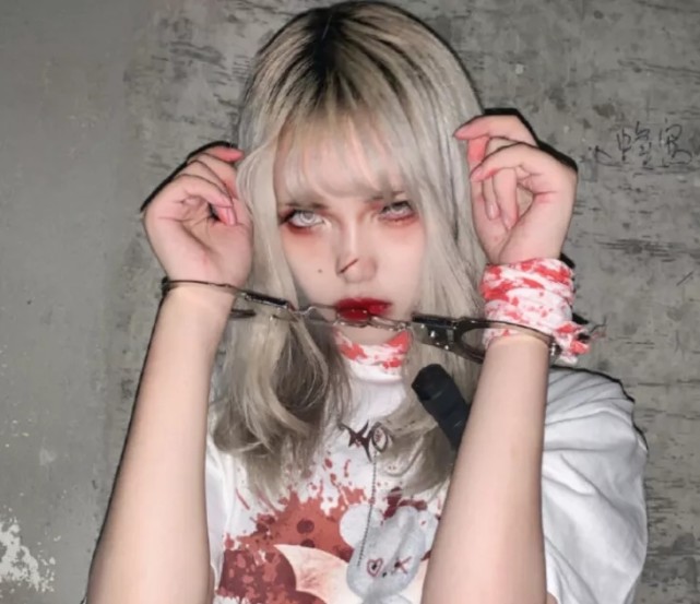 男生手戴小皮筋说明有女票那女生戴是啥意思最后一个有点卑微