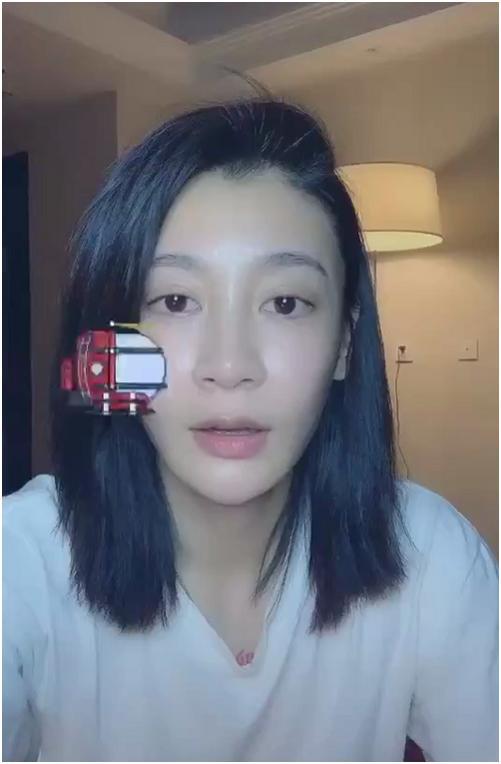 曹云金31岁前妻现状曝光五官精致状态佳离婚10个月才走出阴霾