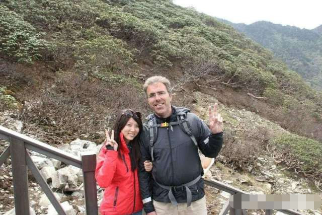 德国人骑自行车到中国旅游(在德国骑自行车需要考驾照吗)