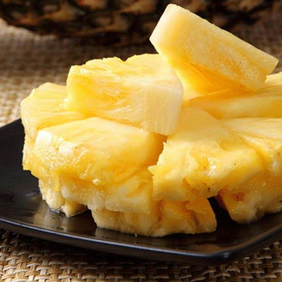 大师级别切菠萝方法详细教给你超级简单吃着方便又干净卫生