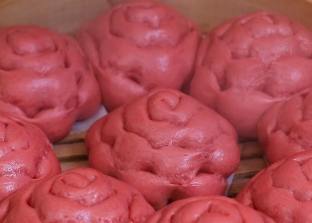 分享一款红灯笼馒头,香甜好吃,绵软筋道,孩子爱吃的营养早餐