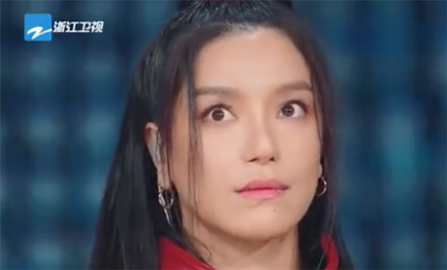 超女冠军江映蓉上综艺被骂得掩面痛哭曾掉进海沟险些身亡