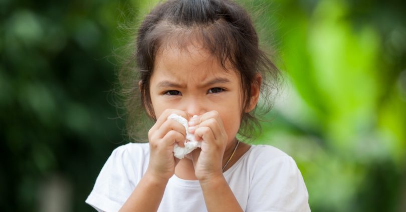 宝宝鼻塞又睡不好了缓解婴儿鼻塞让他不再哽哽叫