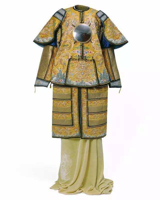 古代真的有金甲吗?专家们起初认为这是不可能的,但真的找到了一套