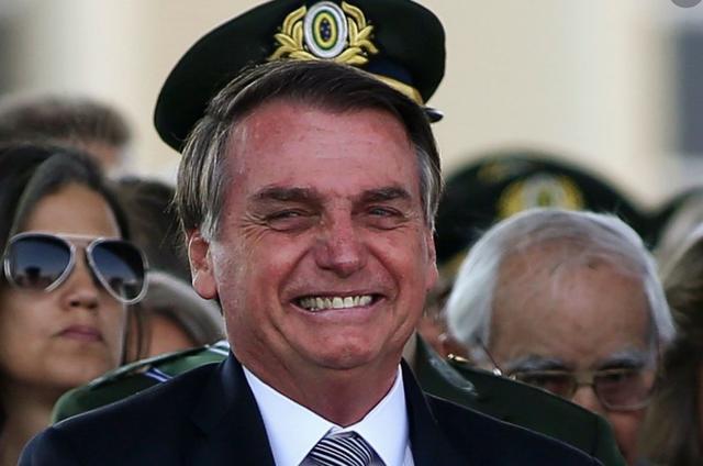 博尔索纳罗|巴西总统：我第二次检测仍为阳性，过几天再检测，愿上帝保佑