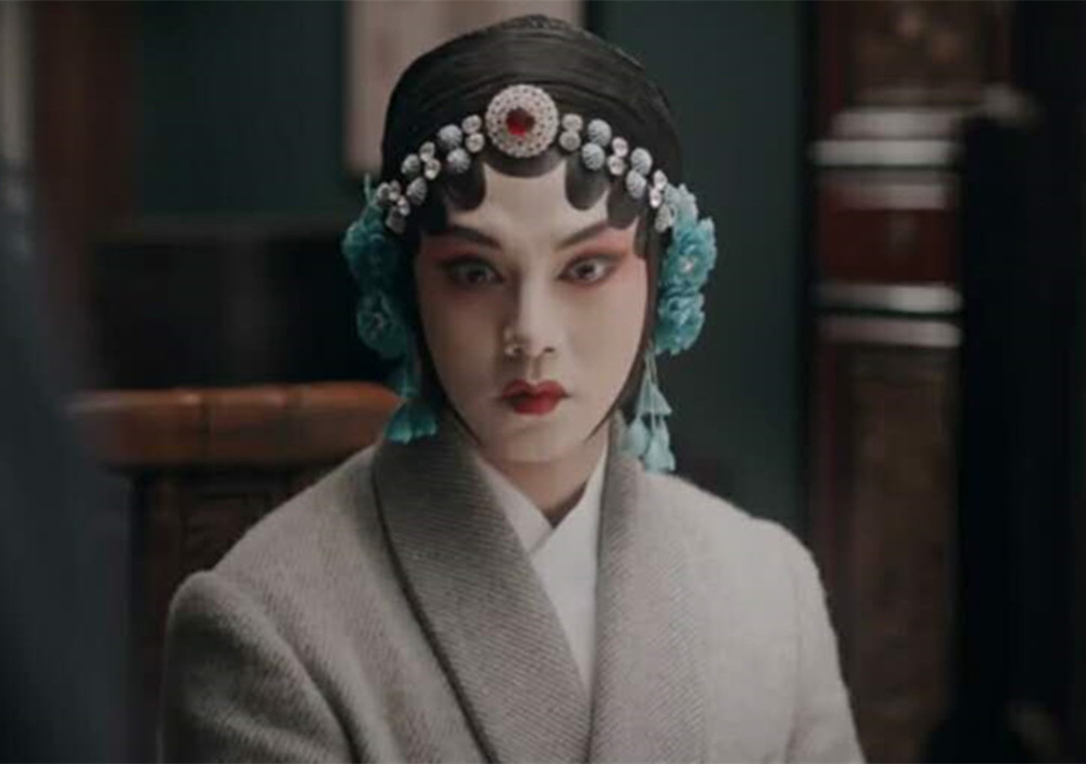 鬓边商细蕊唱抗金戏面对程凤台的怒气他为何不知好歹