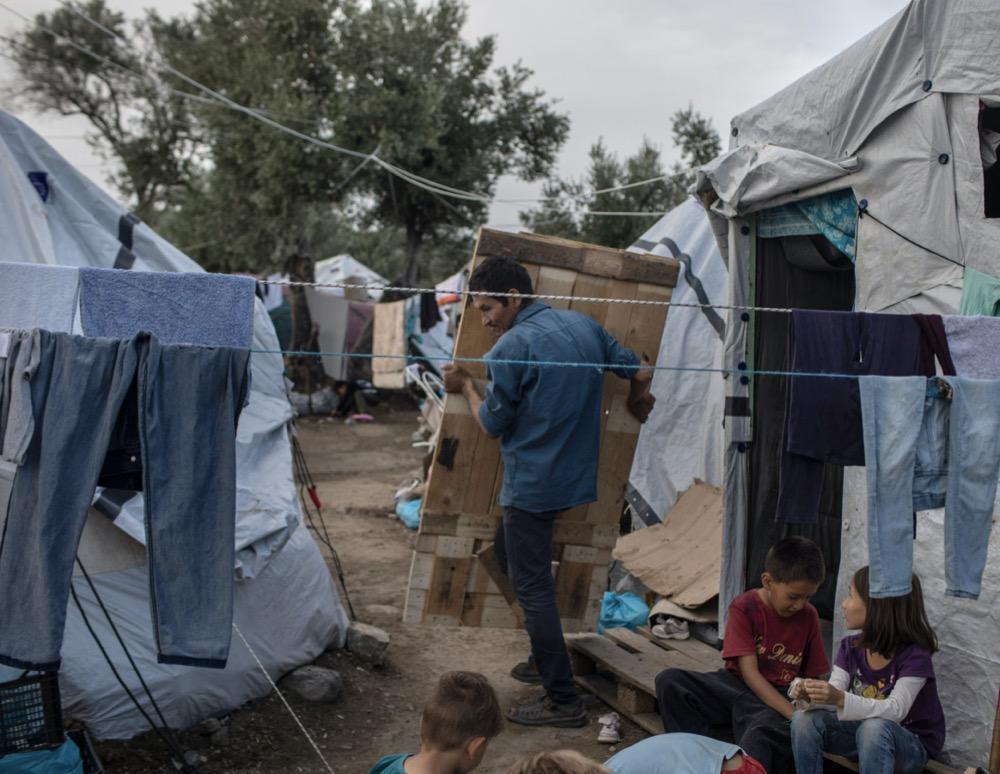 疫情期间难民营状况难测,德国仍坚持接收47名儿童,引其国内担忧