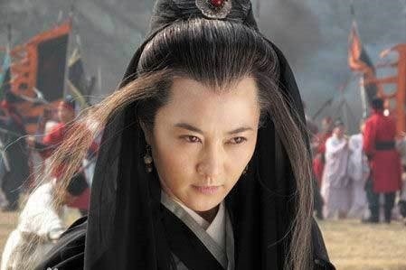 金庸笔下灭绝师太：一个自以为是、固执的老太太_腾讯新闻