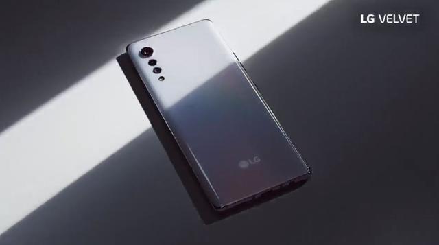 lg velvet真机设计官宣,背部颜值极具特色,屏幕设计瞬间出戏