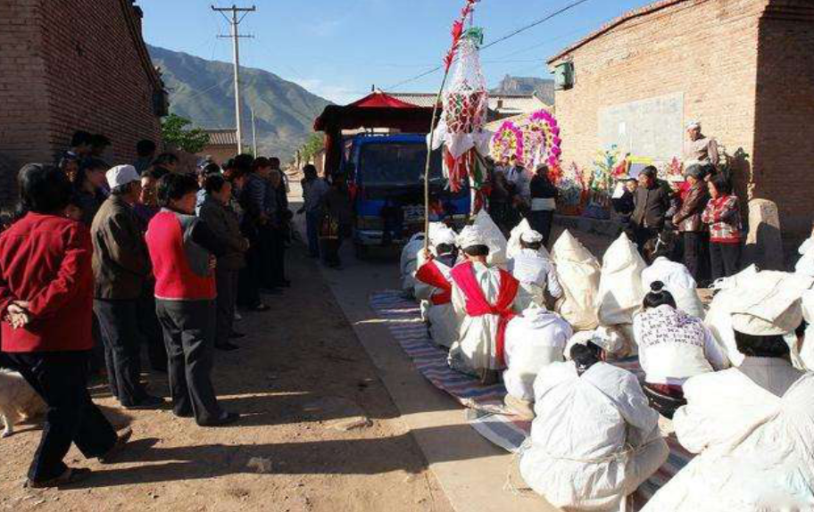 "红事叫,白事到",农村这些"不成文"的规定,你了解多少?