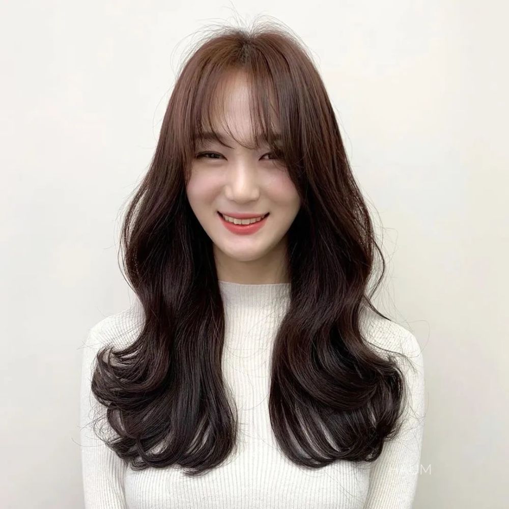 "渣女"网红大波浪卷