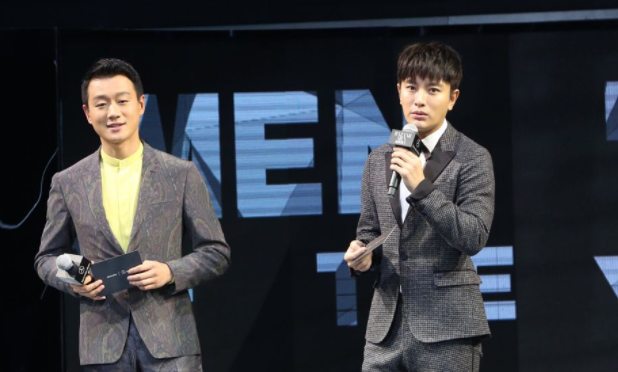 贾乃亮李晨接连迎来坏消息,印小天崛起,"插刀教"的报应来了?