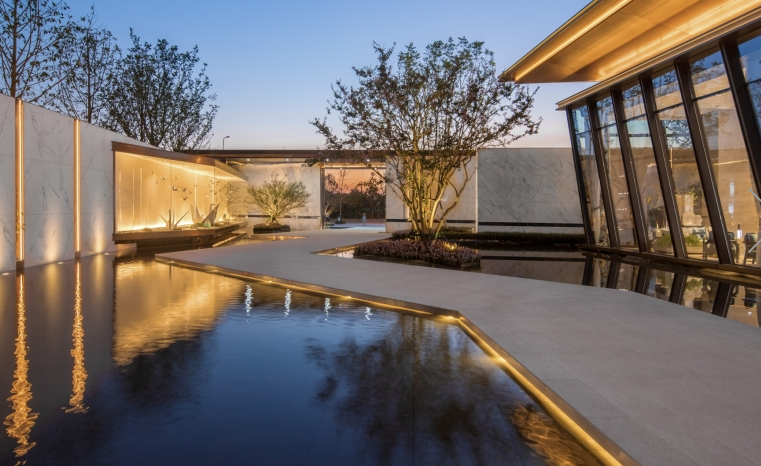 龙湖金科香港置地联合开发 成都天湖湾项目340套房源拿预售