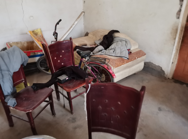 探访河南4名被埋儿童家庭:条件困难 家人提出4点诉求