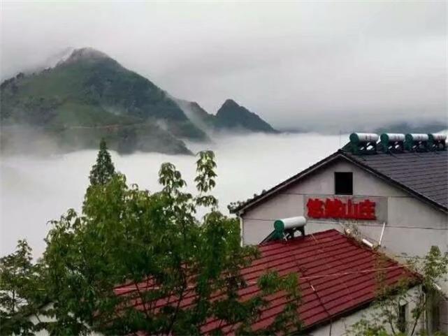去浙北大峡谷赏奇观,竟看到安吉悠然山庄隐藏在云层之上!