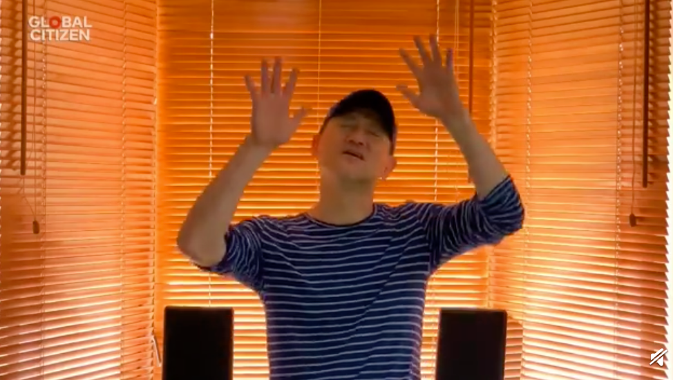 全球最大抗疫演唱会巨星空中连麦,网友:也就隔壁ktv麦霸水平