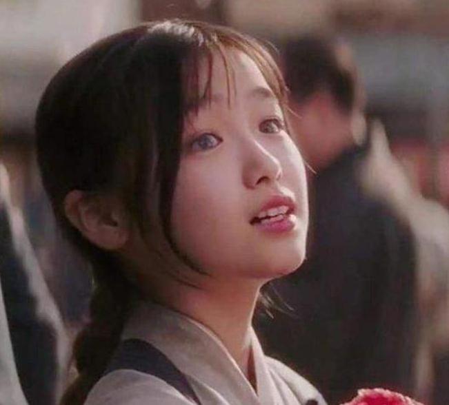 全球公认最美的5位萝莉 日本有小千代 英国有赫敏 中国有她就赢了 腾讯新闻