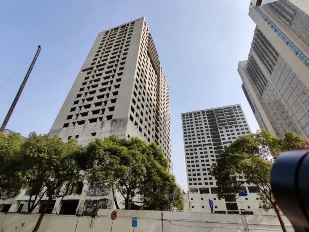 15秒!上海中环最大烂尾楼说再见