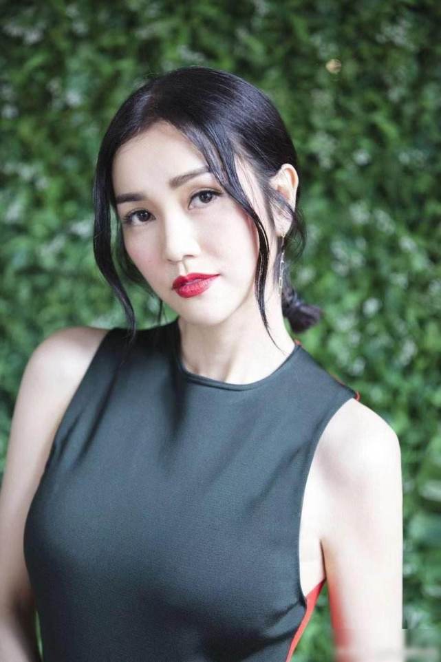 有种粤语歌叫"麦浚龙 谢安琪"!_腾讯新闻