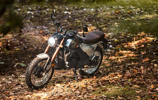 力帆200级代步复古车前后碟刹腾森轮胎电喷国四售价12680元