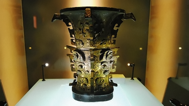 宝鸡青铜器博物馆的镇国之宝,何尊