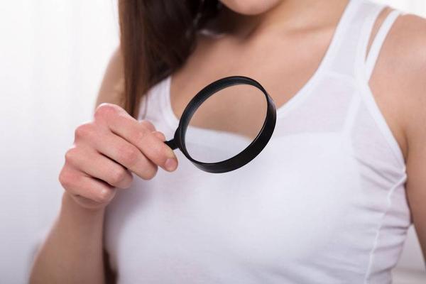 女性总有这4个 体验 或是提醒你有乳腺炎 别再蒙在鼓里了 淋巴结肿大 乳腺炎 乳房 乳房疼痛 哺乳期 乳头