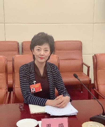 那么,你还记得央视节目中的周晔吗?你最喜欢央视的哪位主持人呢?