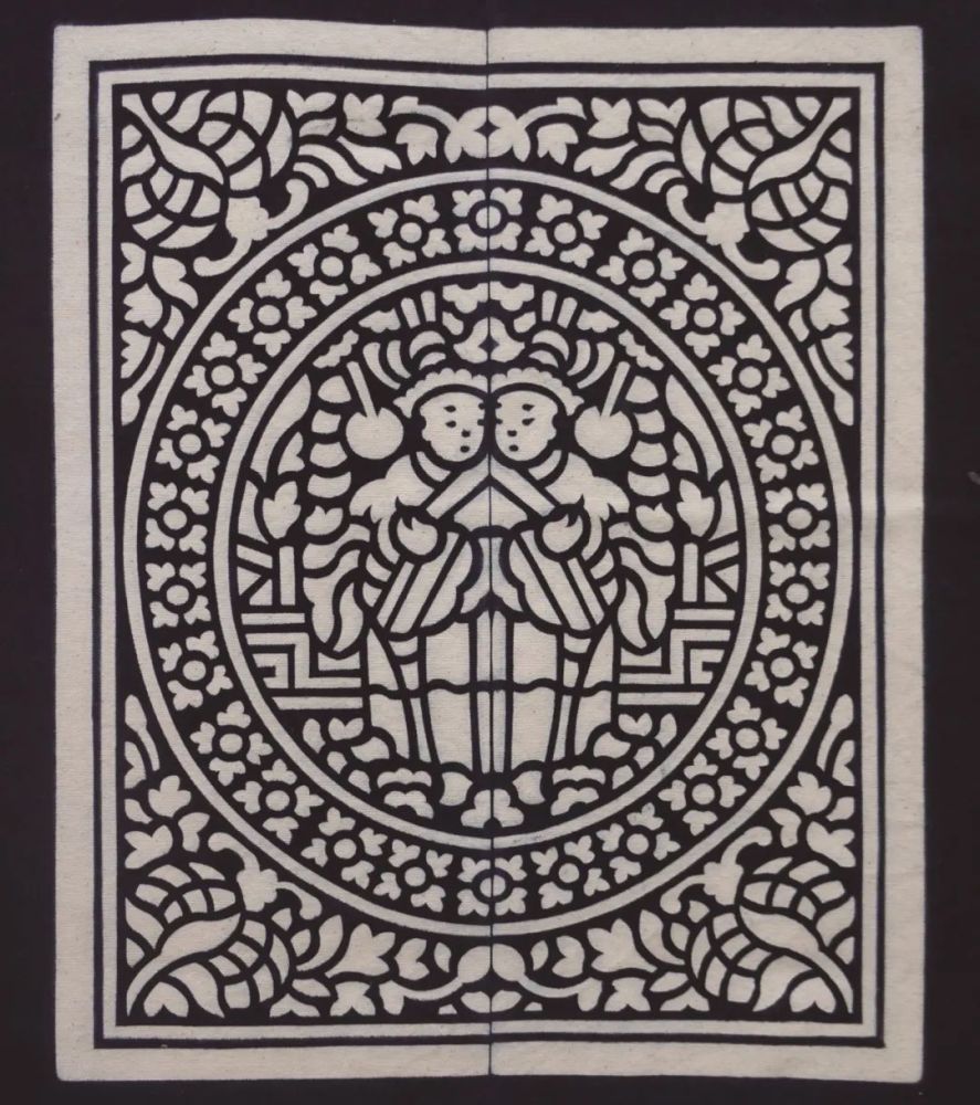 蓝夹缬技艺:雕花夹布浸,蓝白相与间_腾讯新闻