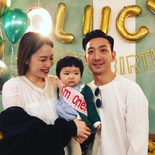 4月20日,有港媒报道称李璨琛老婆偷拍自己2岁大的女儿lucy,并上传至