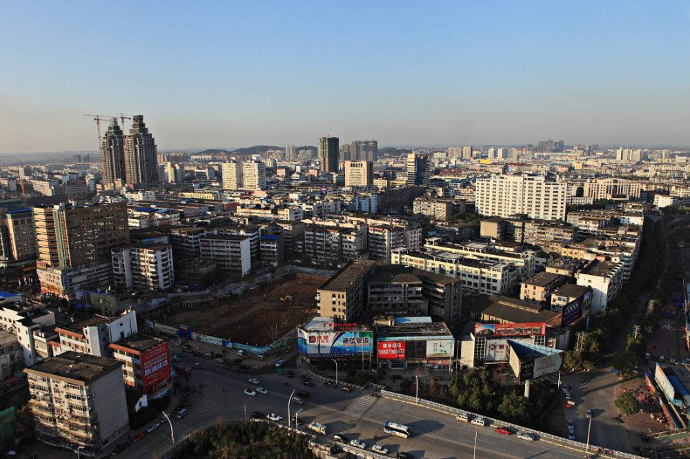 西这座四线城市,如今因房价被吐槽,很多年轻人不愿留在本地