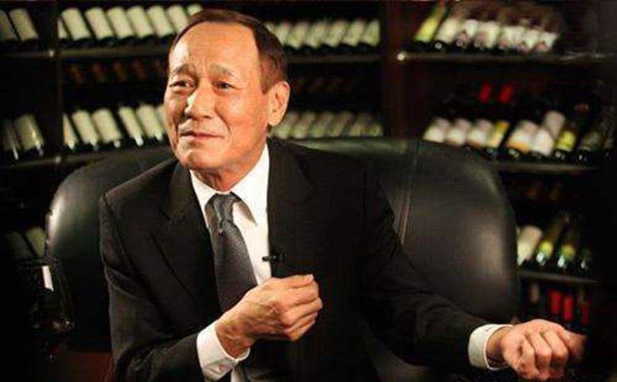 16岁加入14k18岁当狱警23岁手下马仔300人大佬陈惠敏