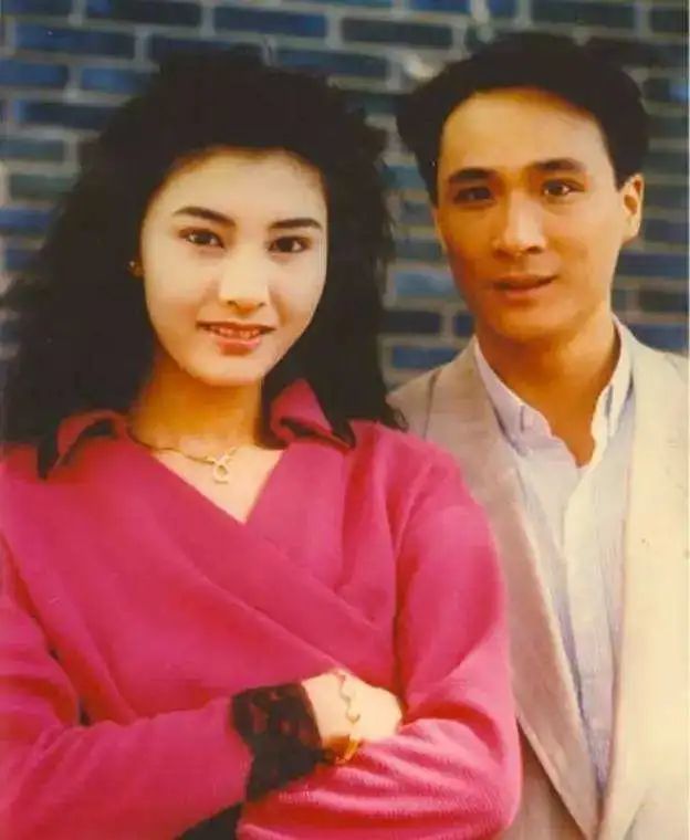 老照片九十年代的香港女明星李嘉欣